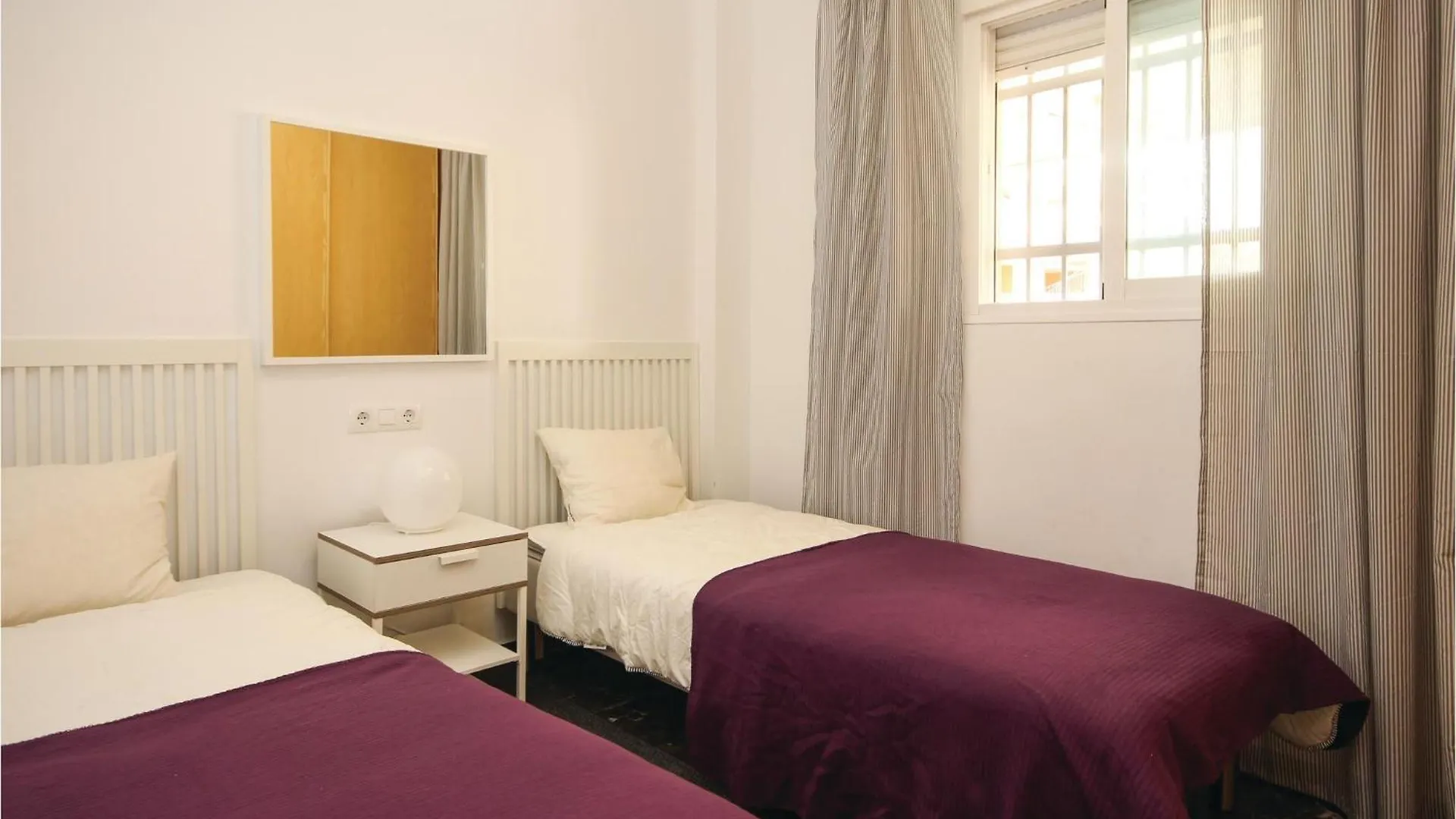 2 Bedroom Lovely Apartment In Fuengirola-Carvajal Santa Fe de los Boliches